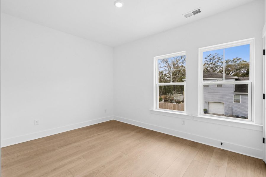 Spacious, unfurnished interior of a new home in Discover - Select, Summerville (Image 14).
