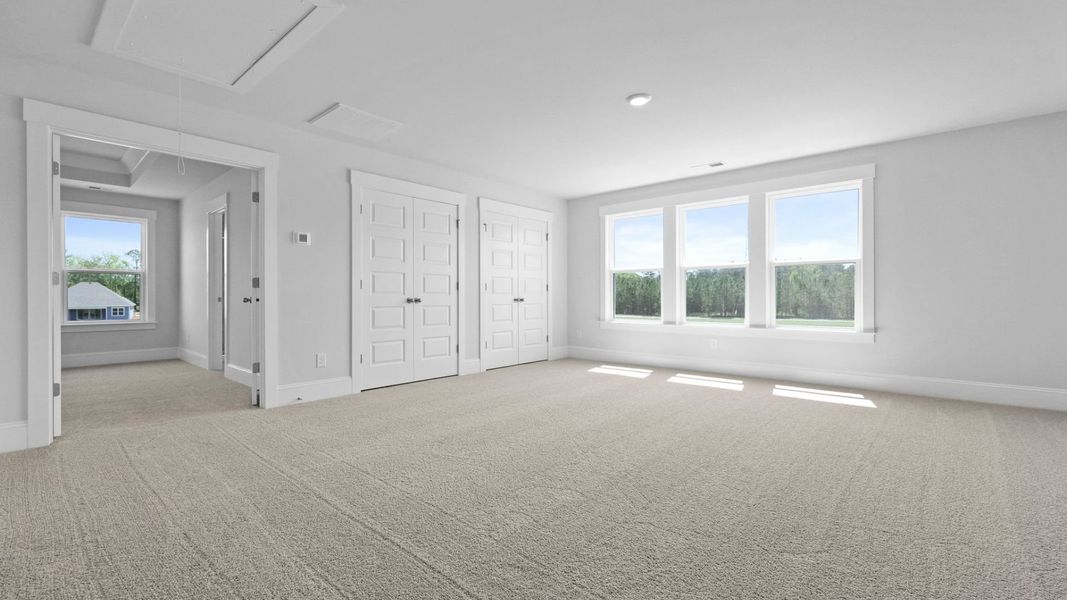 Representative unfurnished interior of a home built from the HARBOR OAK by D.R. Horton in Berkeley Bay, Ridgeville (Image 23). Representative unfurnished interior of a home built from the HARBOR OAK by D.R. Horton in Berkeley Bay, Ridgeville (Image 23).