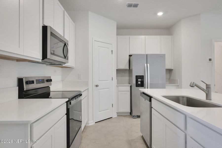 Furnished interior view inside a new home in , Middleburg (Image 5).