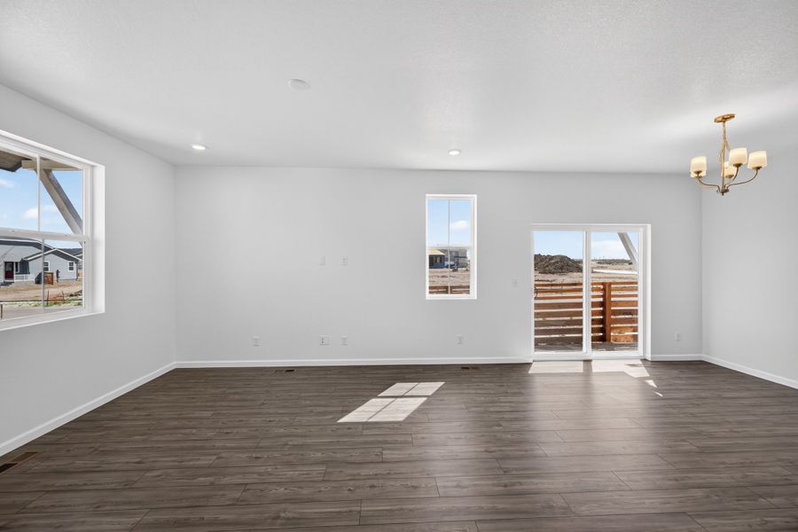 Spacious, unfurnished interior of a new home in The Aurora Highlands, Aurora (Image 13).