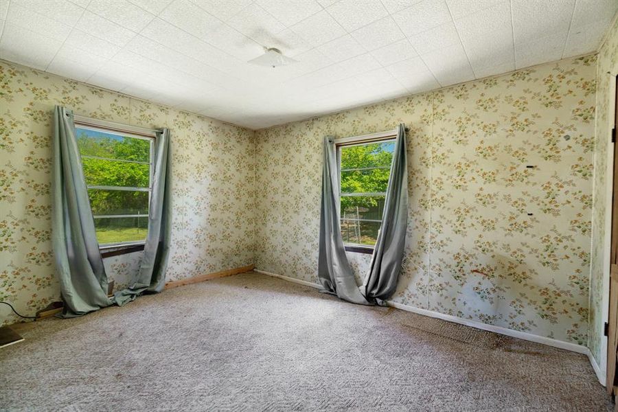 Image 27 of a home in .