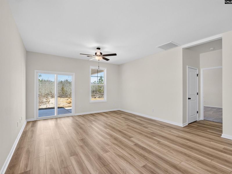 Spacious, unfurnished interior of a new home in Old Charleston Acres, Pelion (Image 26).