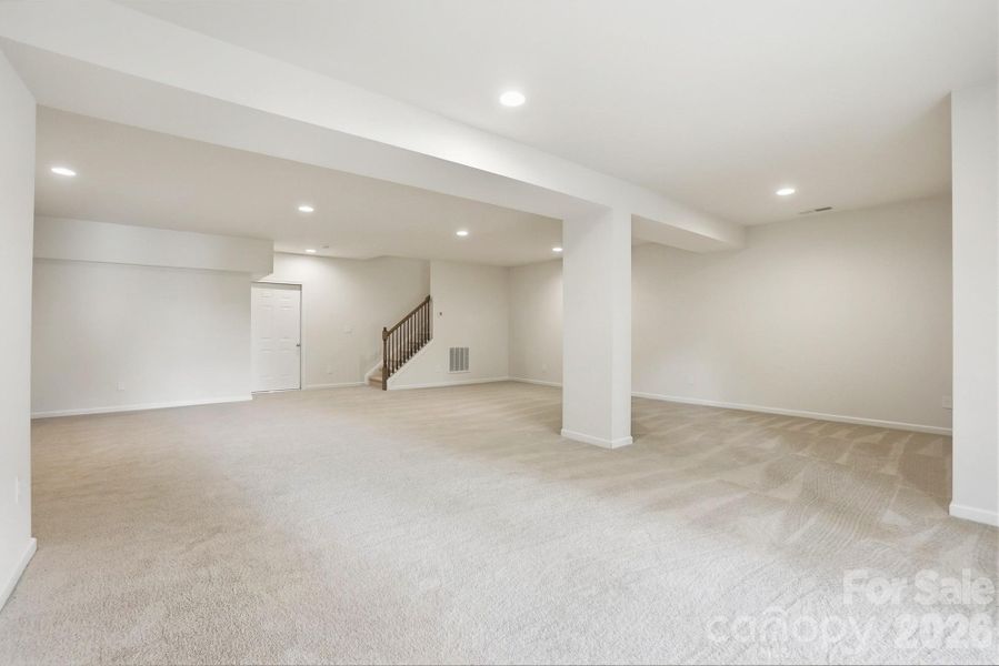Spacious, unfurnished interior of a new home in , Charlotte (Image 35).