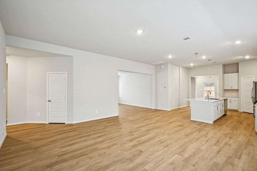 Photo is not of the actual home, but is an inspirational photo of builder’s model home and may depict options, furnishings, and/or decorator features that are not included