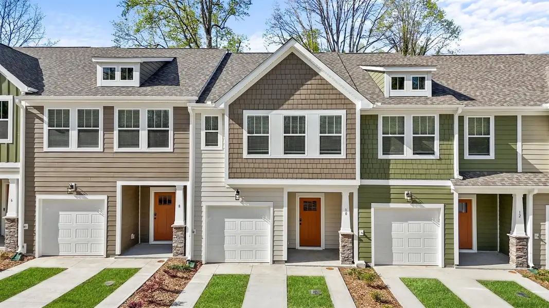 Front exterior of a new home in Clayton Crossing, Arden, NC, highlighting curb appeal (Image 1). Front exterior of a new home in Clayton Crossing, Arden, NC, highlighting curb appeal (Image 1).
