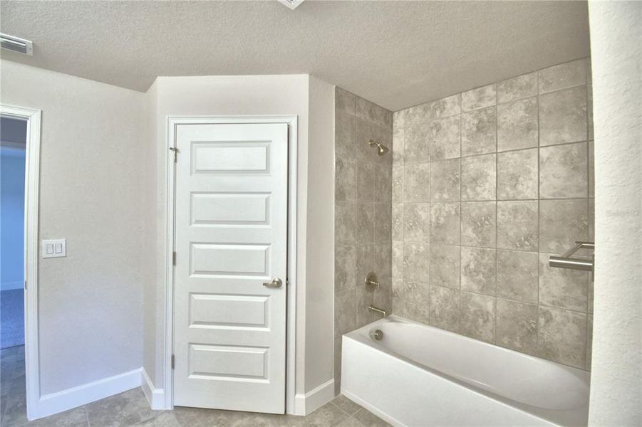 Furnished interior view inside a new home in Cadence Crossing, Auburndale (Image 4).