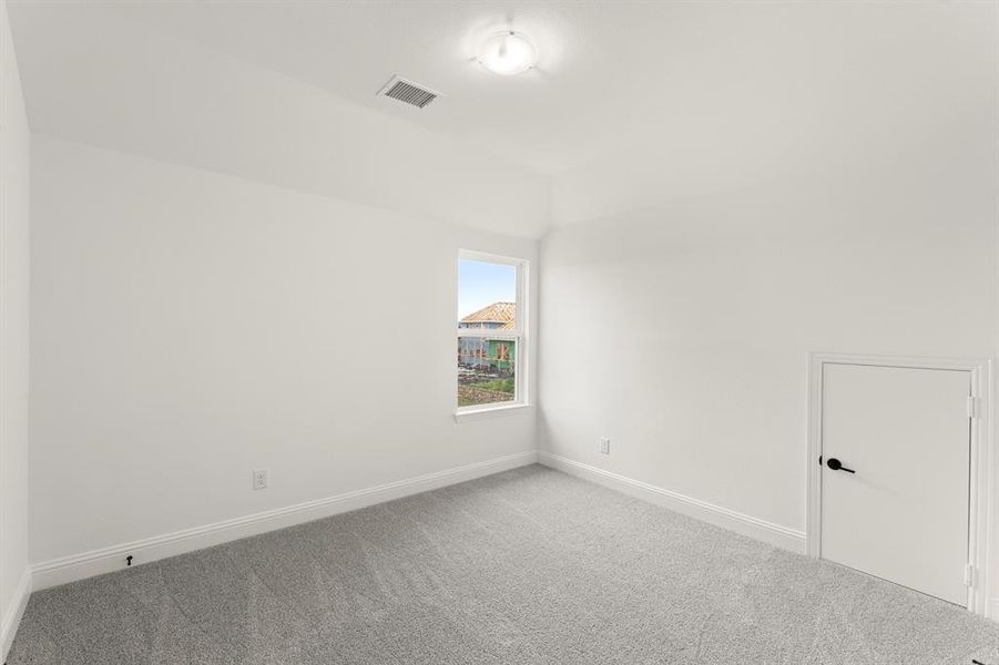 25. 2328 Leighton Top - Bed4