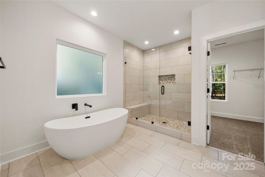 Furnished interior view inside a new home in , Gastonia (Image 5).