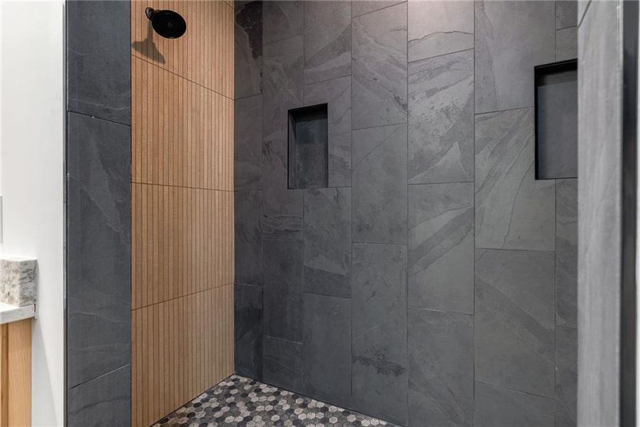 Image 70 of a home in .