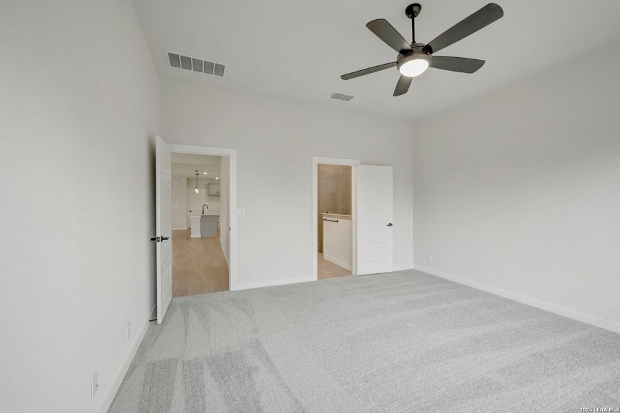 Spacious, unfurnished interior of a new home in Mayfair - Select Garden Series, New Braunfels (Image 19).