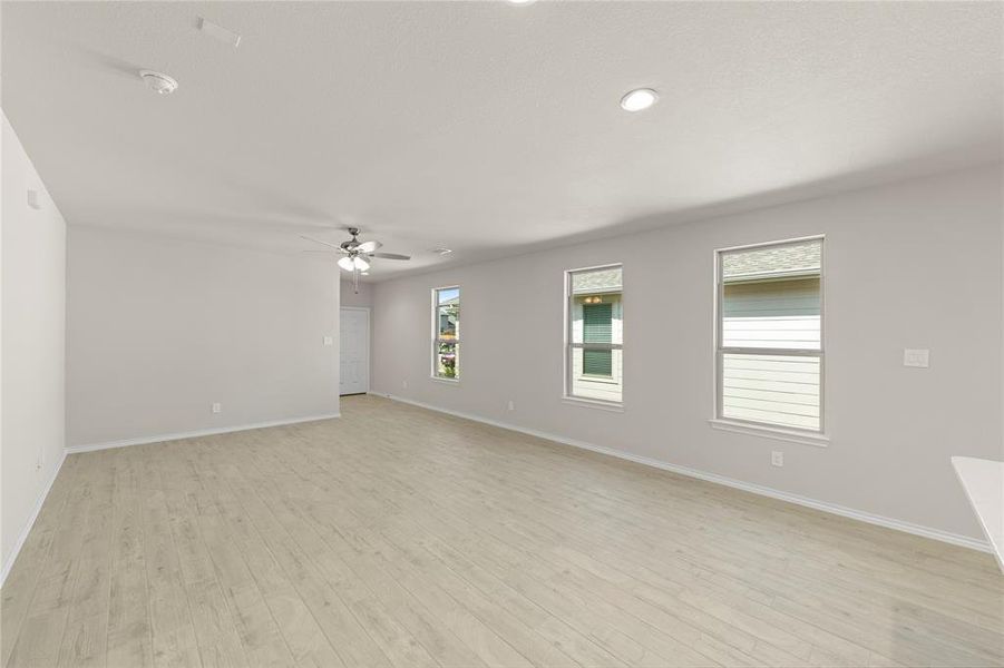 13. 1641 Meadow Crest - Dining (3)