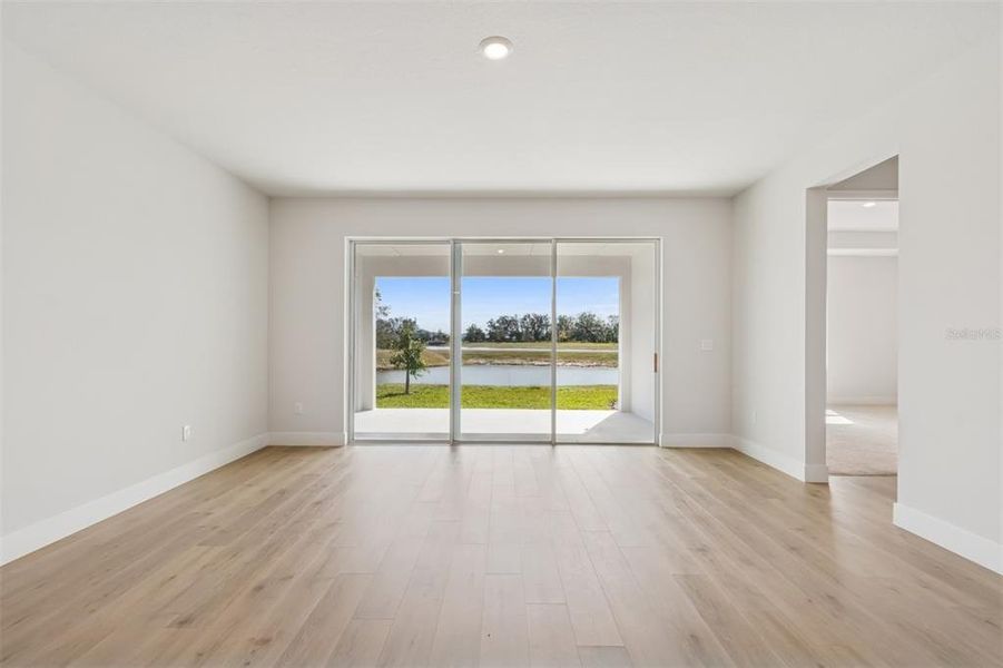 Spacious, unfurnished interior of a new home in , Parrish (Image 11).