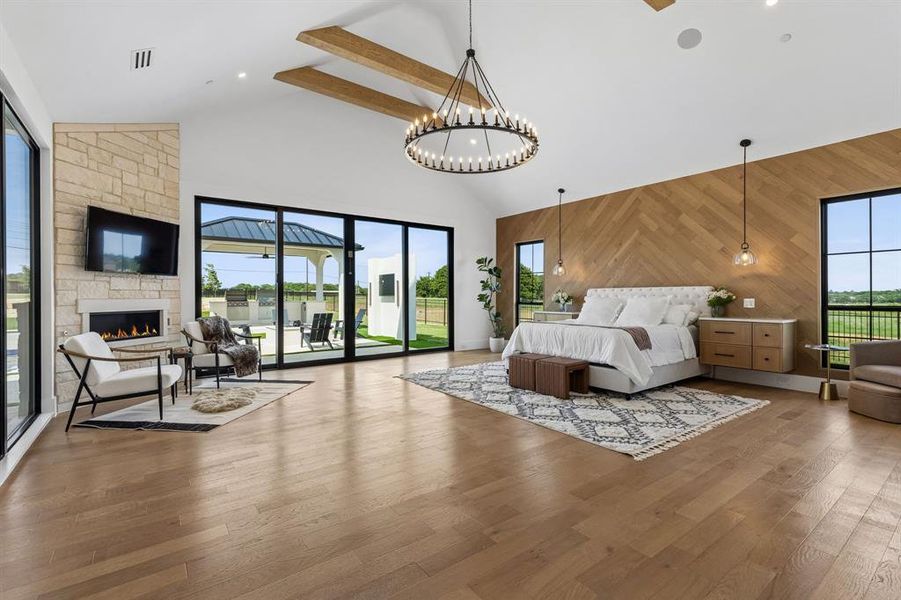 Furnished interior view inside a new home in , Bartonville (Image 10).