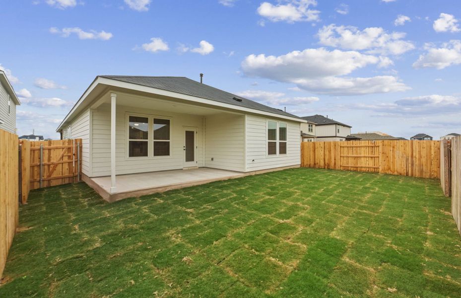 Exterior details and patio area of a home in Sunfield, Buda (Image 24).