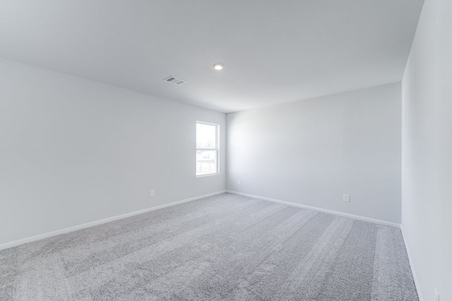 Representative unfurnished interior of a home built from the Jefferson by National HomeCorp in Canal Walk, Roanoke Rapids (Image 30).