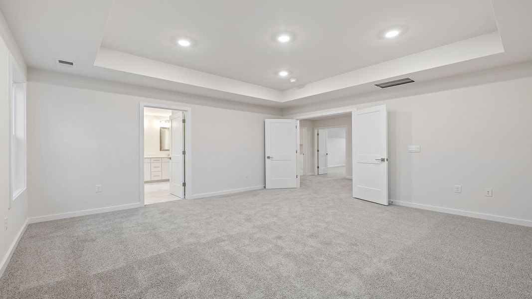 Spacious, unfurnished interior of a new home in Whitehawk Meadows, Travelers Rest (Image 31).