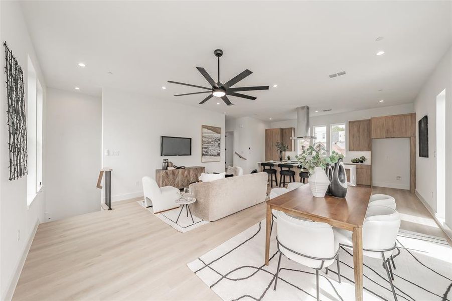 Furnished interior view inside a new home in , Dallas (Image 9).
