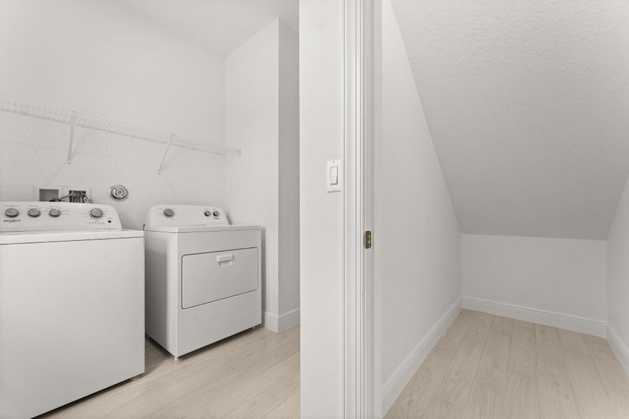 Image 19 of a home in Avila.