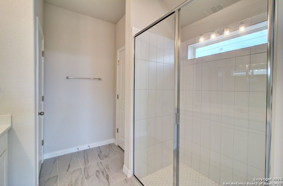 Furnished interior view inside a new home in Meyer Ranch – Premier, New Braunfels (Image 4). Furnished interior view inside a new home in Meyer Ranch – Premier, New Braunfels (Image 4).