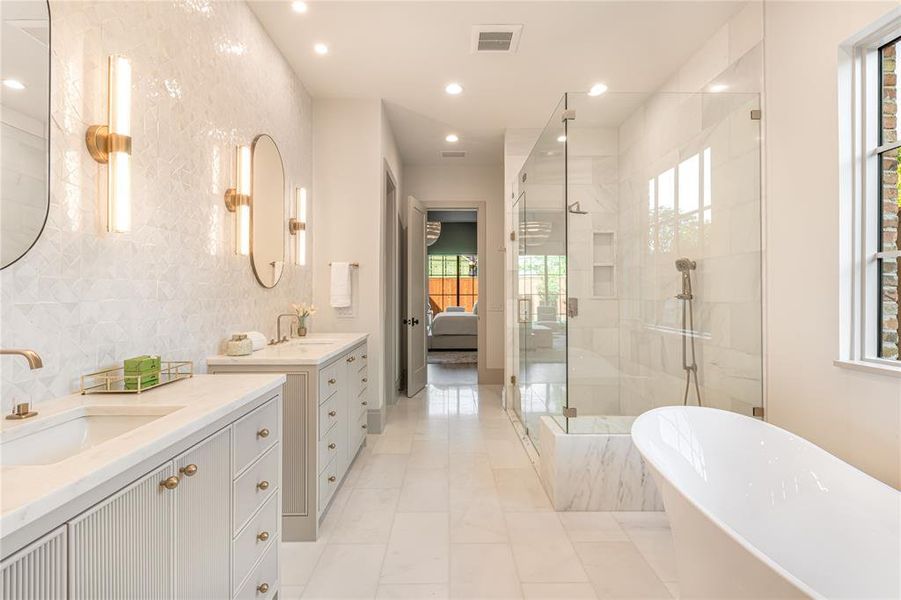 Furnished interior view inside a new home in , Dallas (Image 12).