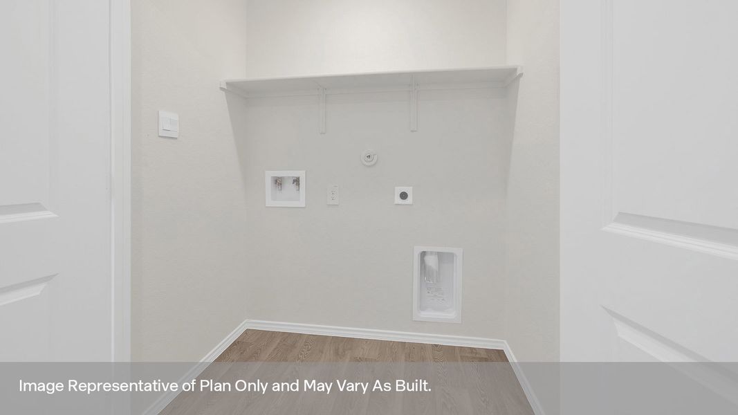 Spacious, unfurnished interior of a new home in Lantana, Lockhart (Image 12). Spacious, unfurnished interior of a new home in Lantana, Lockhart (Image 12).