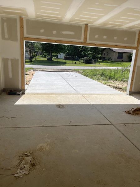 Spacious, unfurnished interior of a new home in , Orangeburg (Image 5).