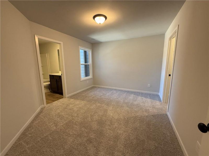 Spacious, unfurnished interior of a new home in The Towns at Auburn Station East, Auburn (Image 17).