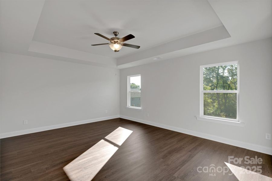 Spacious, unfurnished interior of a new home in , Lincolnton (Image 33).