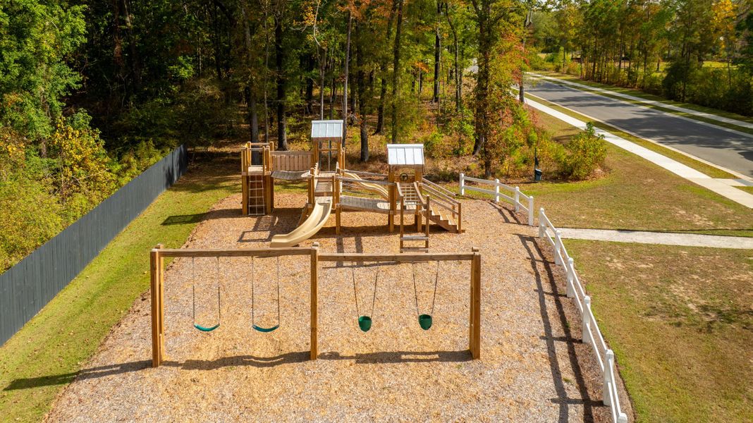 Community amenities in Lakeview at Kitfield, Moncks Corner (Image 31). Community amenities in Lakeview at Kitfield, Moncks Corner (Image 31).