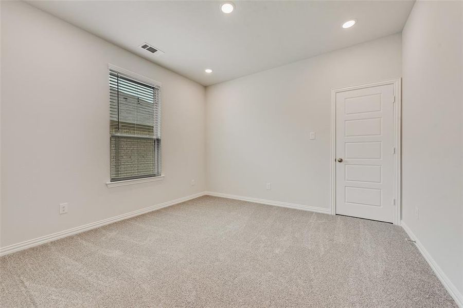 Spacious, unfurnished interior of a new home in Villages of Hurricane Creek, Anna (Image 12). Spacious, unfurnished interior of a new home in Villages of Hurricane Creek, Anna (Image 12).