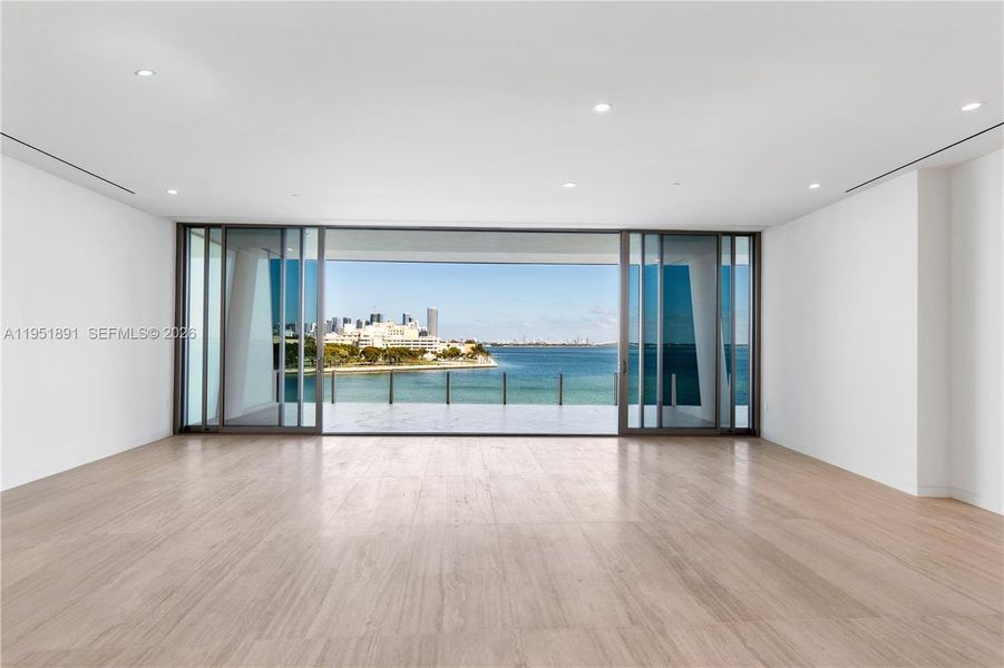 Spacious, unfurnished interior of a new home in , Miami (Image 15).