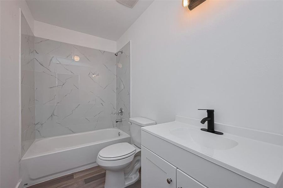 Furnished interior view inside a new home in , Houston (Image 6).