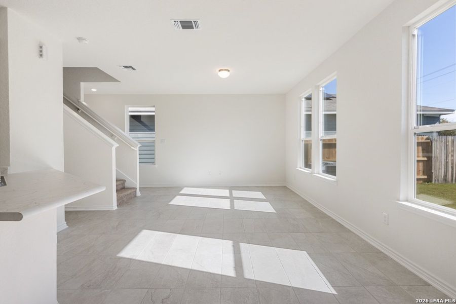 Spacious, unfurnished interior of a new home in Spanish Trails Villas, San Antonio (Image 16). Spacious, unfurnished interior of a new home in Spanish Trails Villas, San Antonio (Image 16).