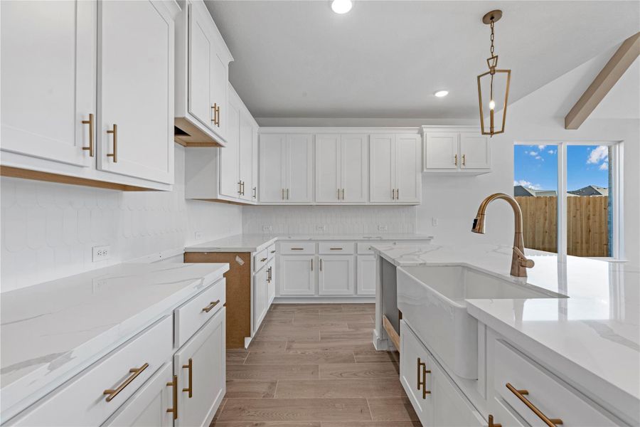 Furnished interior view inside a new home in Cross Creek West, Fulshear (Image 6).