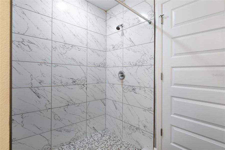 Furnished interior view inside a new home in , Kissimmee (Image 10).