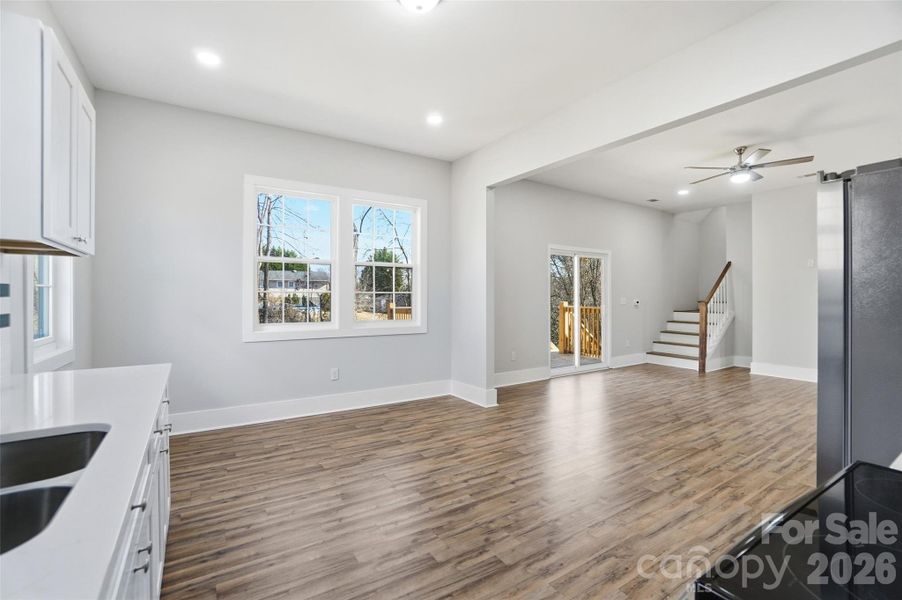 Spacious, unfurnished interior of a new home in , Hickory (Image 42).