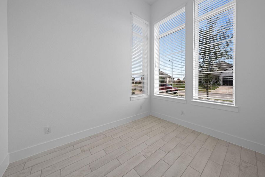 Photos are REPRESENTATIVE of the home /floor plan and are NOT of the actual home.  Selections, features, and room options may vary.
