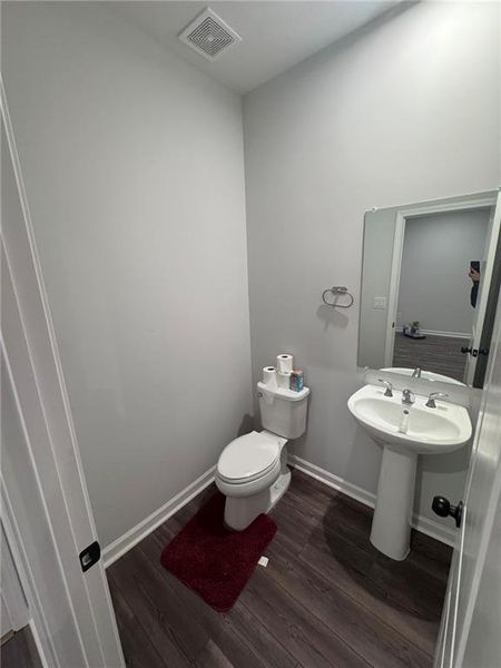 Furnished interior view inside a new home in , Atlanta (Image 7).