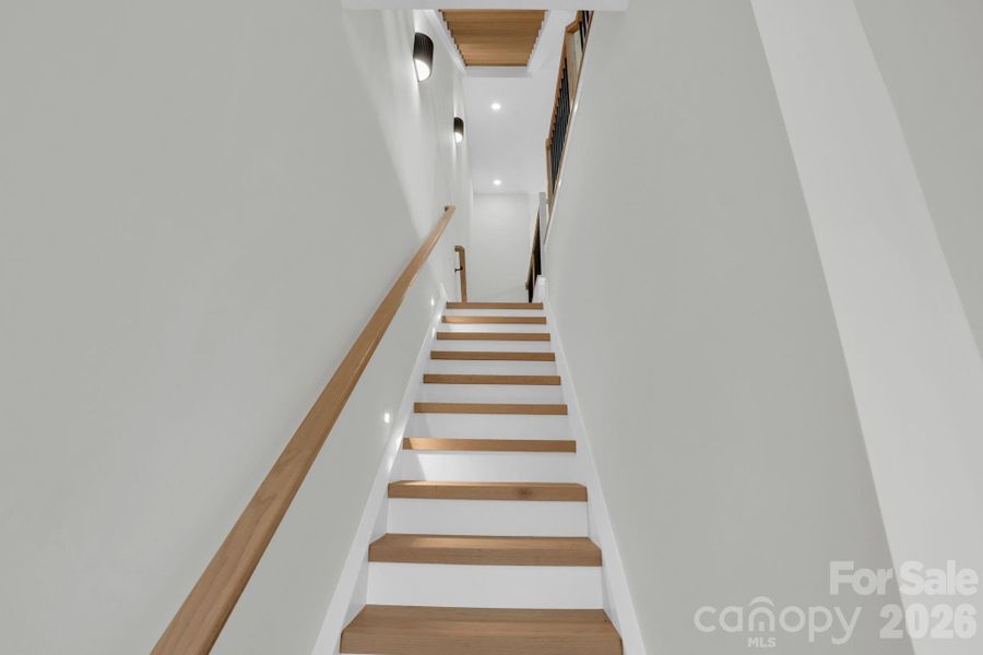 Spacious, unfurnished interior of a new home in , Charlotte (Image 44).