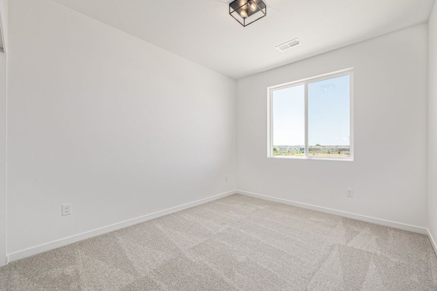 Spacious, unfurnished interior of a new home in Painted Prairie, Aurora (Image 22).