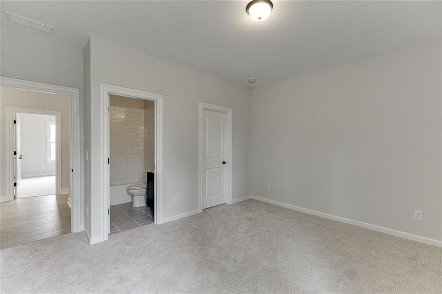 Spacious, unfurnished interior of a new home in , Cumming (Image 37). Spacious, unfurnished interior of a new home in , Cumming (Image 37).