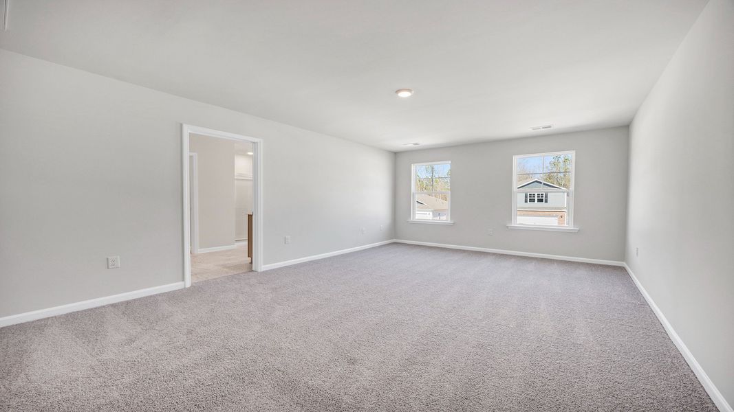 Representative unfurnished interior of a home built from the HAYDEN by D.R. Horton in Leatherstone, Blythewood (Image 32).