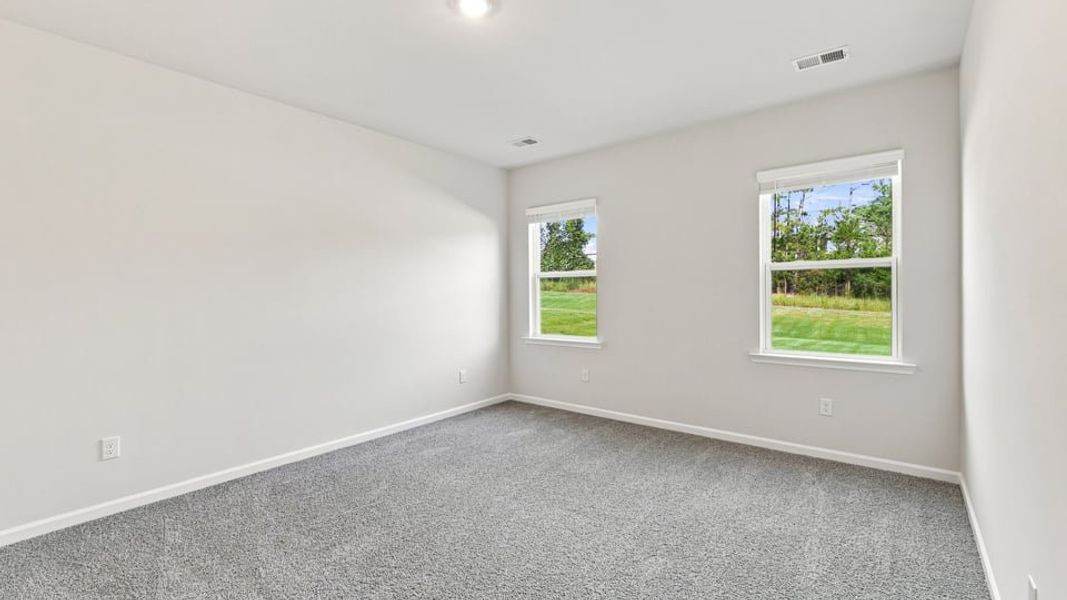 Spacious, unfurnished interior of a new home in Woodglen, Piedmont (Image 35). Spacious, unfurnished interior of a new home in Woodglen, Piedmont (Image 35).