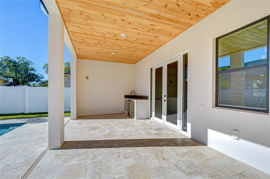 Exterior details and patio area of a home in , Tampa (Image 35).