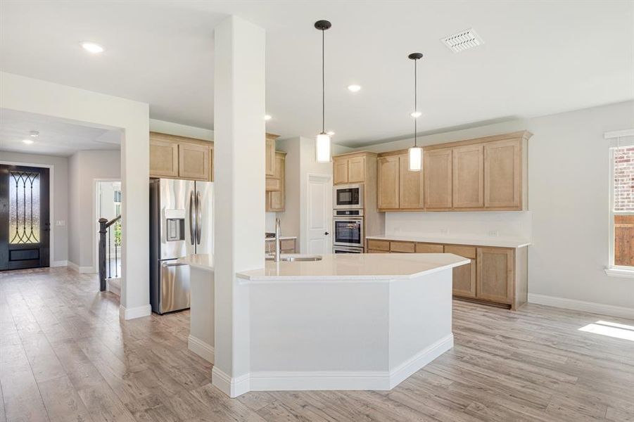 Furnished interior view inside a new home in Hulen Trails, Fort Worth (Image 12).