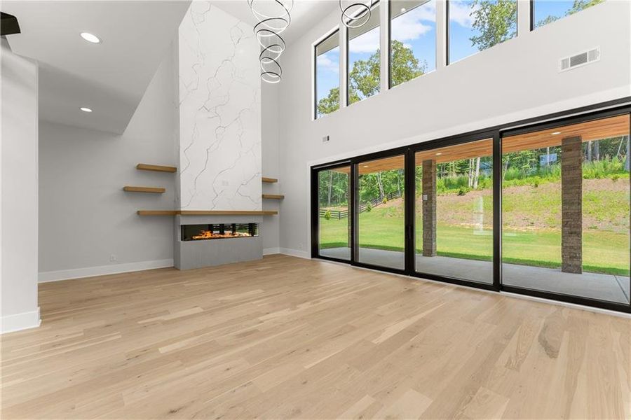 Image 53 of a home in .