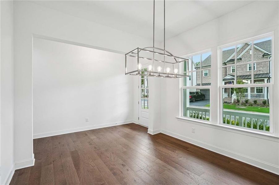 Spacious, unfurnished interior of a new home in East Harbor II at Chestatee, Dawsonville (Image 25).