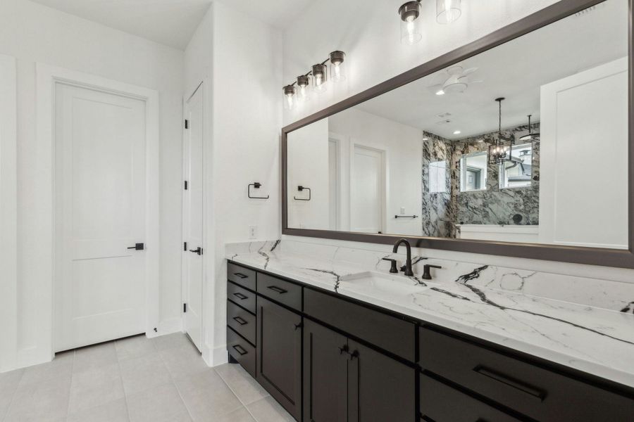 Representative furnished interior of a home built from the Custom 3580 by Kindred Homes in The Vines, Haslet (Image 14). Representative furnished interior of a home built from the Custom 3580 by Kindred Homes in The Vines, Haslet (Image 14).