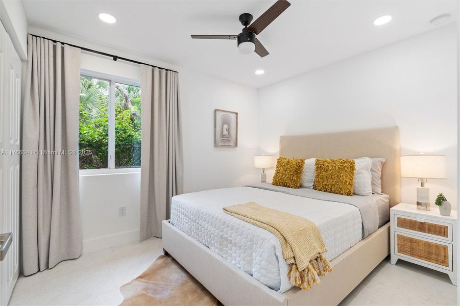 Furnished interior view inside a new home in , Fort Lauderdale (Image 5).