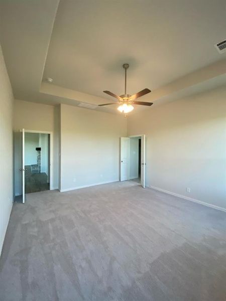 Spacious, unfurnished interior of a new home in Hillview Addition, Decatur (Image 13).